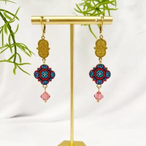 BOHEMIAN VINTAGE MODERN etched brass Swarovski mix